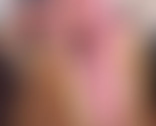 Saudi king reduces salaries, perks for senior officials