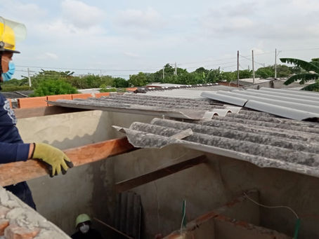 Alcaldía de Soledad atiende emergencia en dos barrios tras fuertes brisas