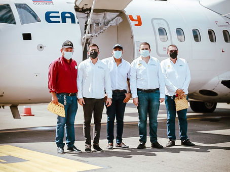 ¡Histórico ! Llegó a Mompox el primer vuelo comercial del siglo. 