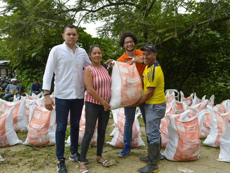Gobernación del Magdalena entregó 330 Mercados Solidarios a familias en la vereda La Secreta