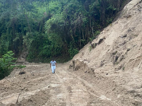 Despejada vía de acceso a Palmor gracias a maquinaria amarilla de la Gobernación