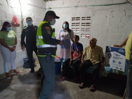 Policía y Alcaldía adecuaron el cuarto a una pareja de abuelitos en Santa Ana-Magdalena