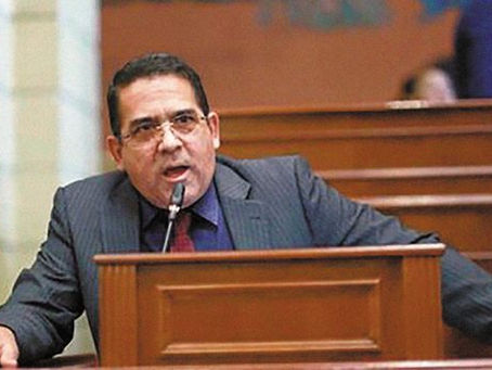 Congresista del centro democrático acusado de compra de votos con diplomas “chimbos” de bachillerato