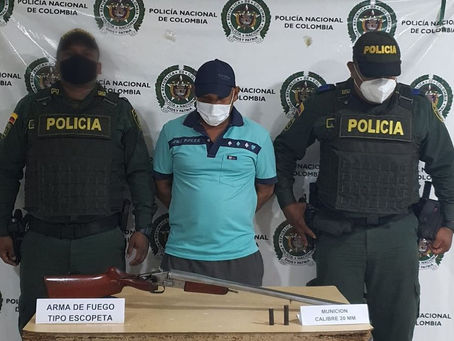 Capturados dos hombres portando armas de fuego ilegal en Plato y El Piñón 