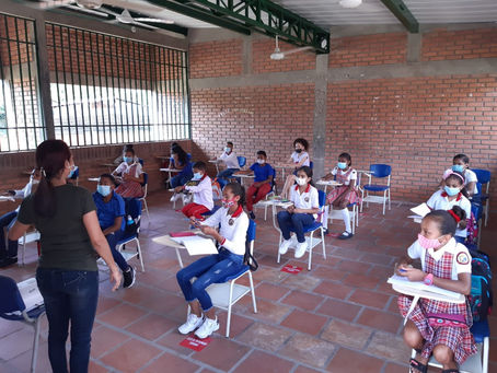 70 mil estudiantes del Magdalena reciben clases presenciales en instituciones y sedes educativas