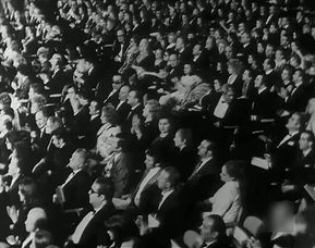 La Revancha del Gato Que Está Triste y Azul: De Eliminado en San Remo a Himno Mundial