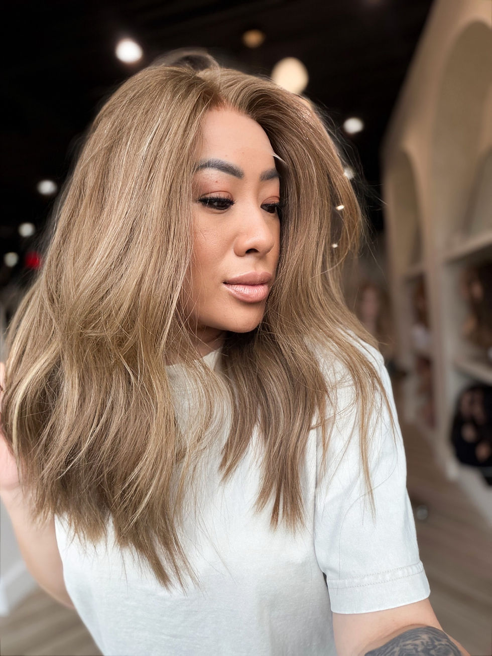 Thumbnail: Charlize 21” Wig (M)