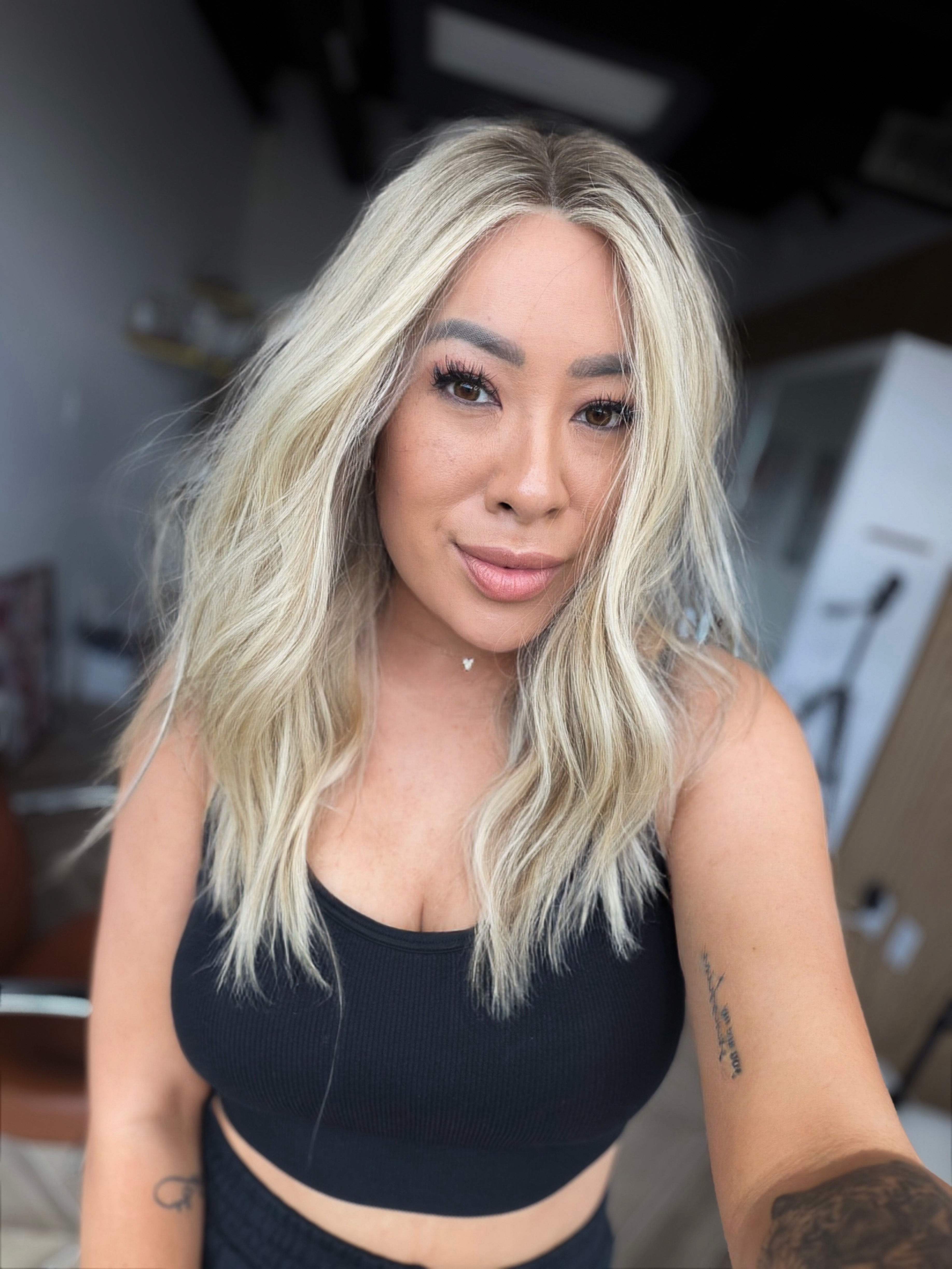 Hailey 19” Wig (M)