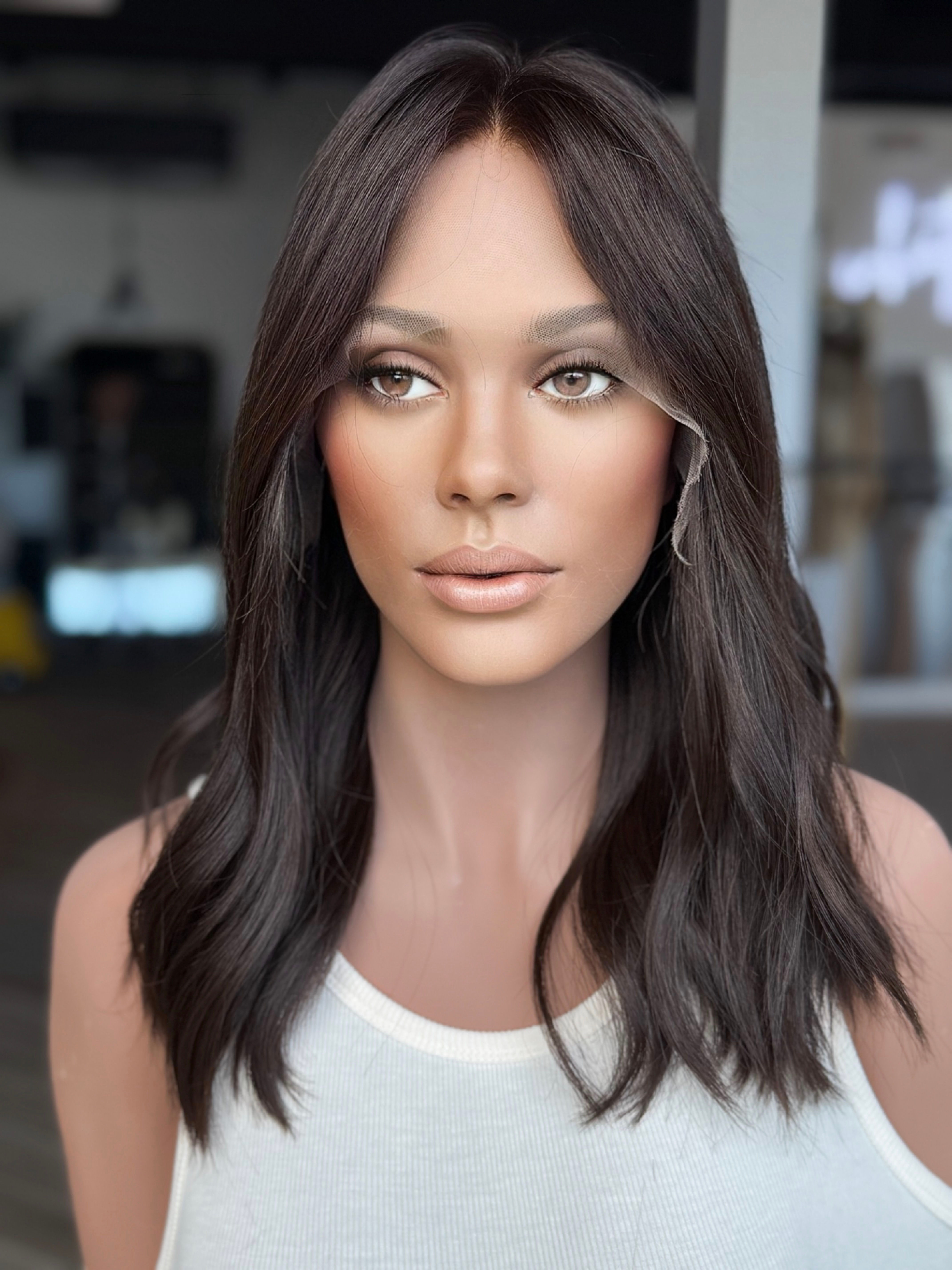 Debbie 18” Wig (S)