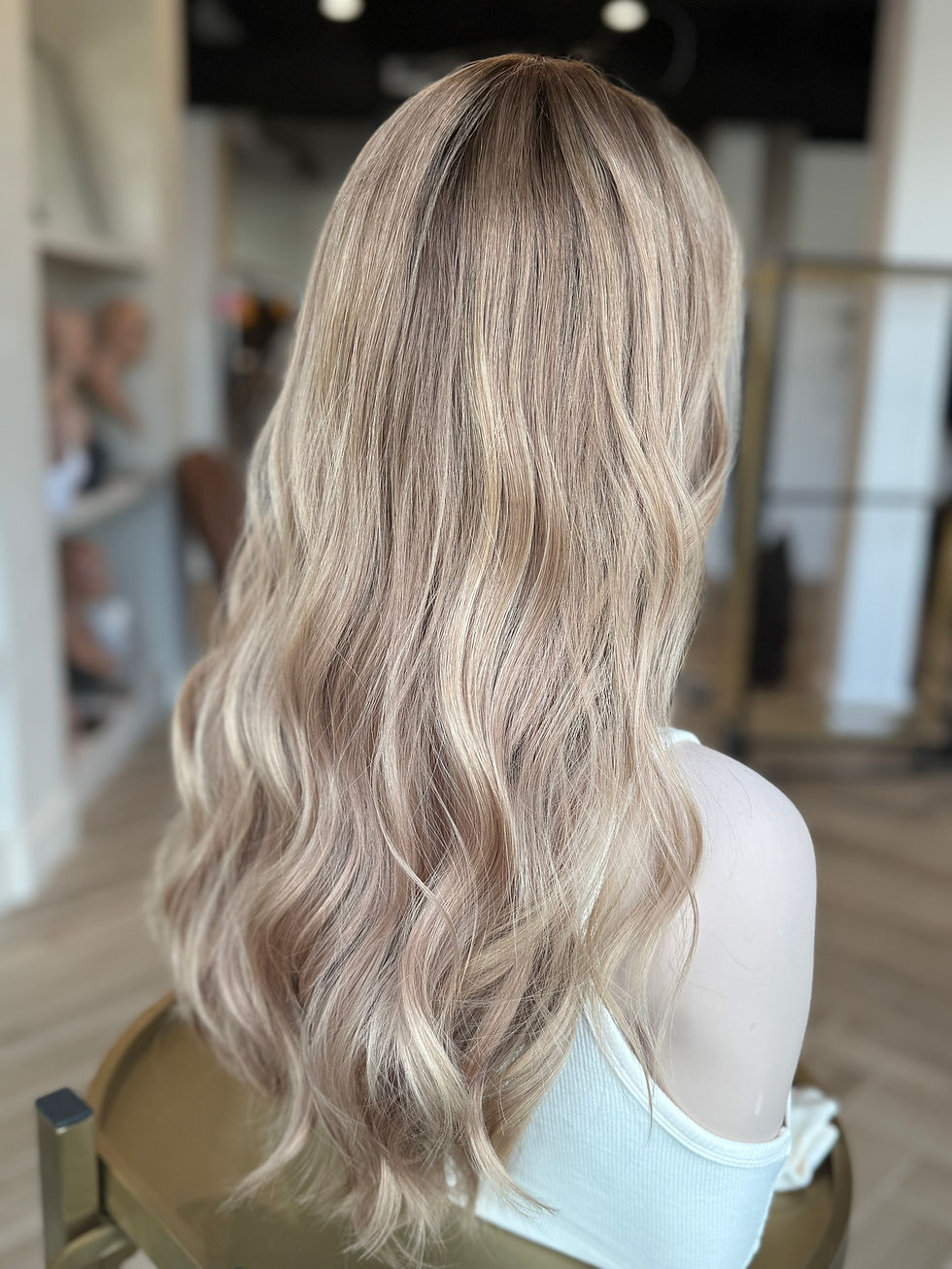 Thumbnail: Suelynn 25” Wig (XL) FINAL SALE