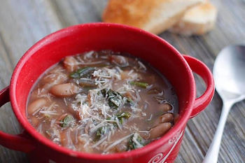 lyonnaise soup, onion soup, Caramelized onion soup,