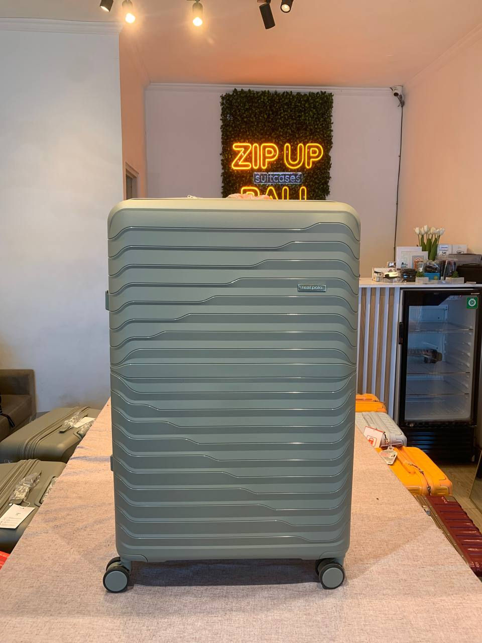 Suitcase Real Polo Classic 32 Inch, L+