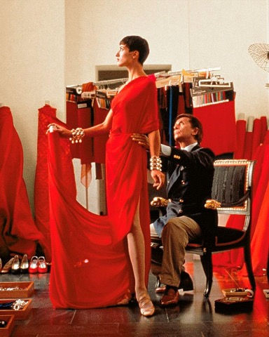 Elegância e Sofisticação: Conheça a história da Valentino! 