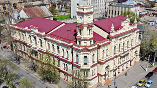«ВОДА ЗУПИНИЛАСЯ НА ПІВДОРОЗІ». ХЕРСОНСЬКИЙ ХУДОЖНІЙ МУЗЕЙ ВІД ПОВЕНІ НЕ ПОСТРАЖДАВ