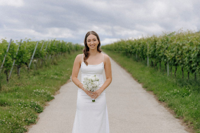 Hochzeit in der Schweiz am Genfersee, Gilly, Destinationwedding Switzerland, Julia Tukovics Fotografie, FirstLook and Coupleshooting, Brautpaarshooting