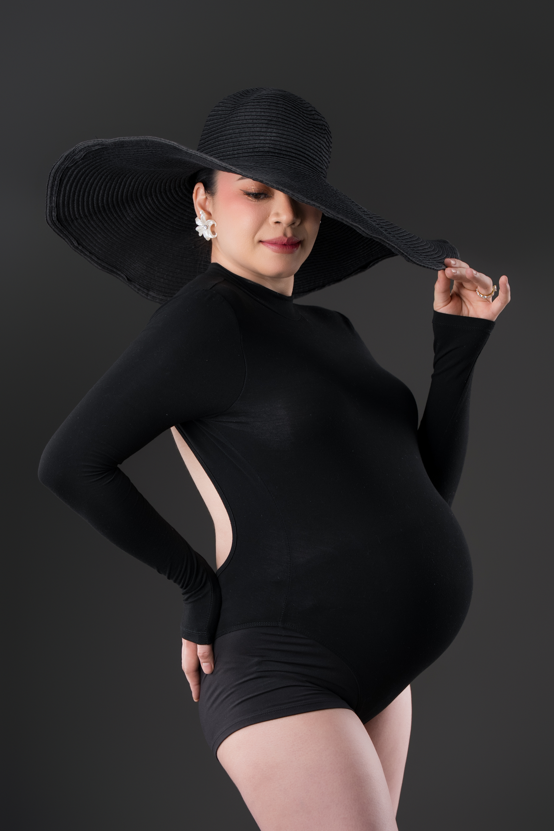 Maternity Portraits by SNP Creative Studio