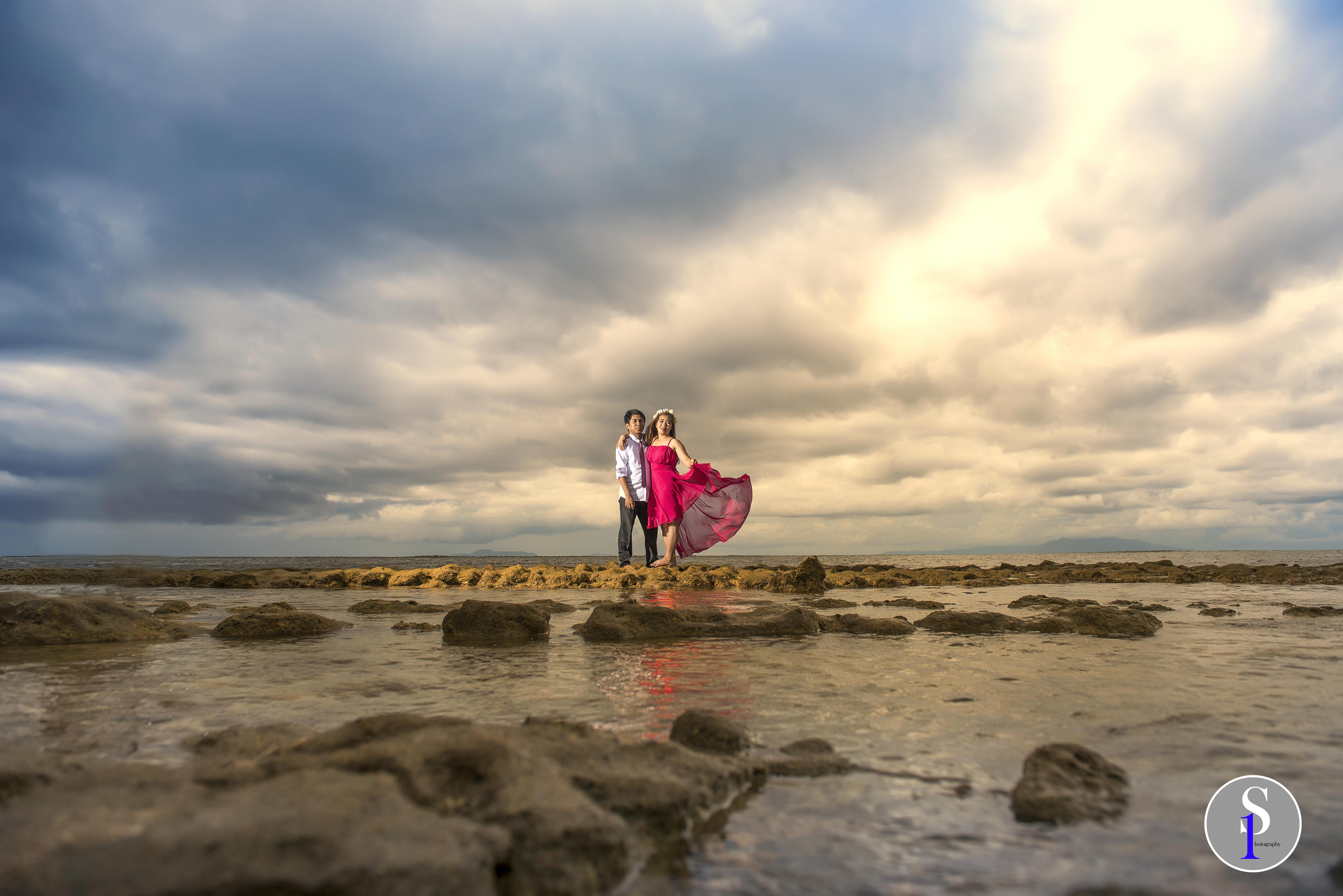 Prenup and engagement photo by SNP Creative Studio