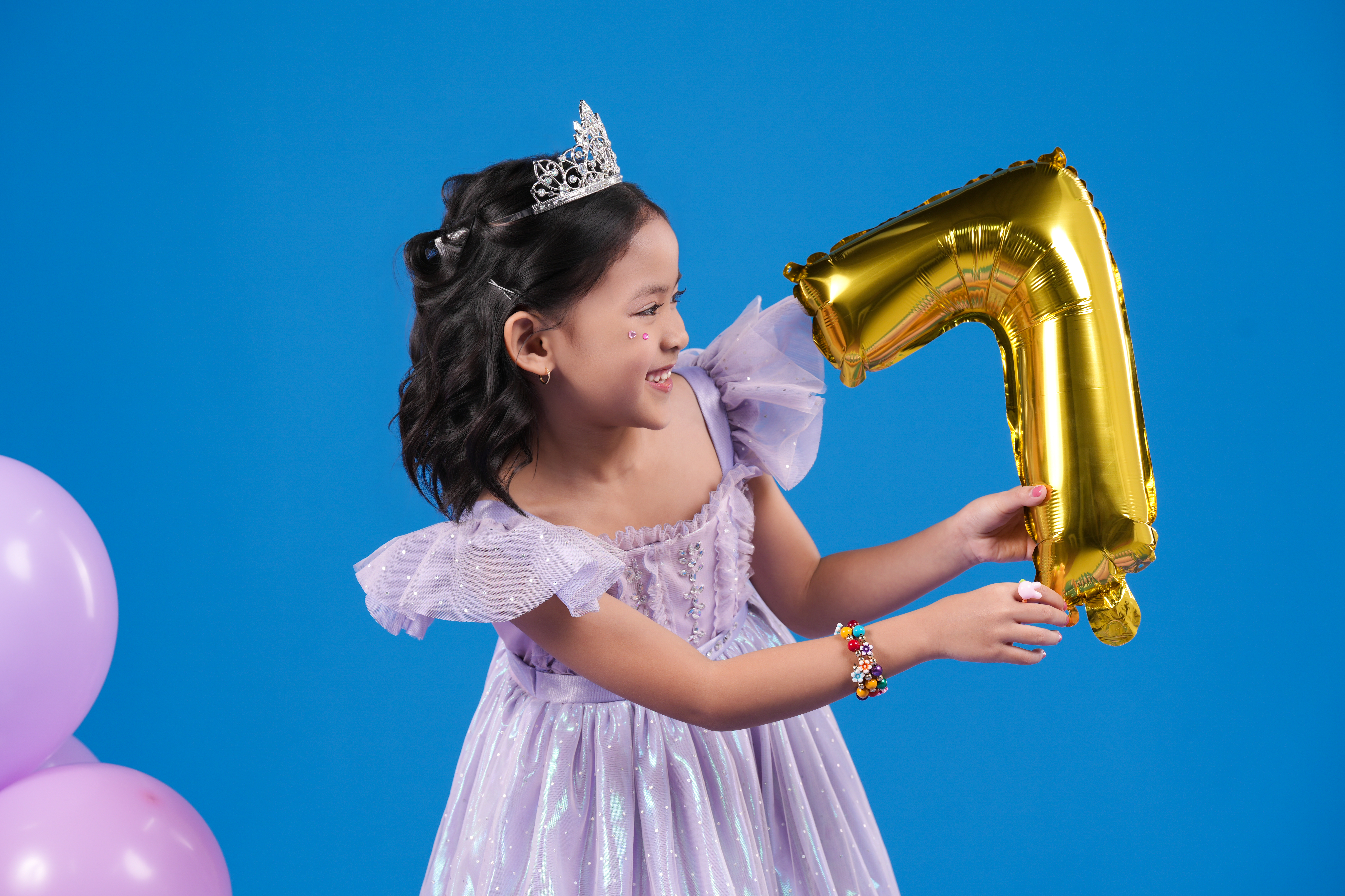 Birthday celebration photo by SNP Creative Studio