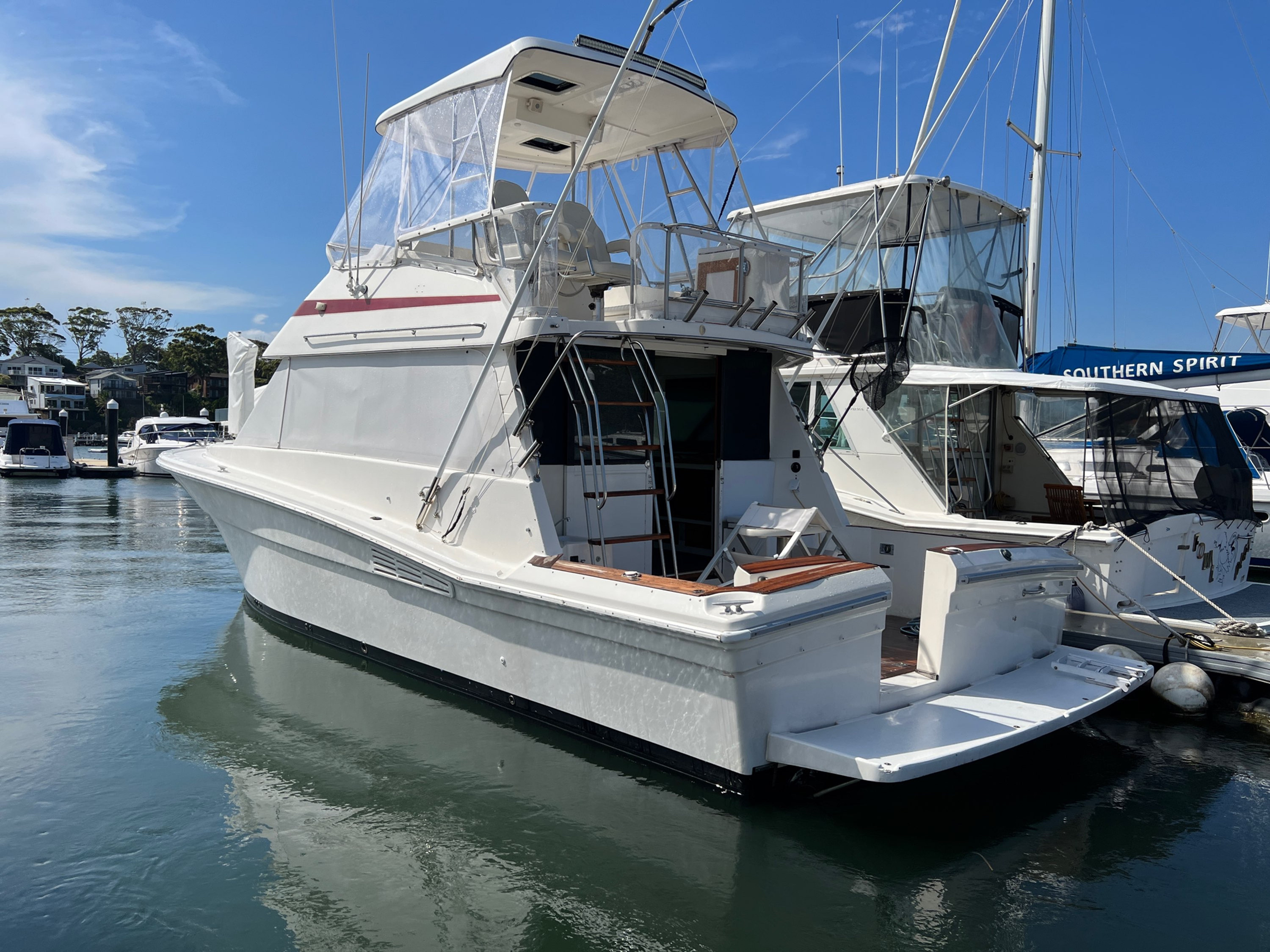 1989 Riviera 38 Bluewater Flybridge Cruiser