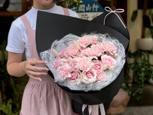 Hoa Tặng 20/10 "Nàng Kiêu Sa": Khí Chất Độc Bản, Tôn Vinh Vẻ Đẹp Quyến Rũ Đầy Quyền Lực