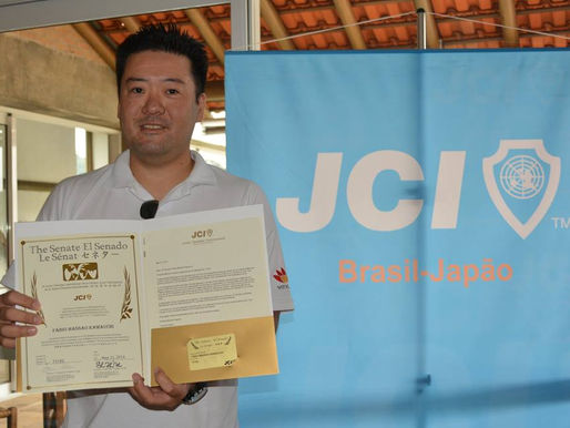 Entrega do título de Senador