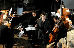 10342444_766607703370175_125571652251220