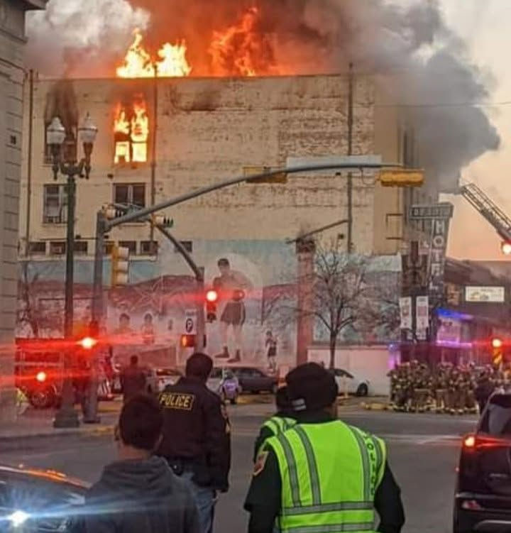 De Soto Hotel