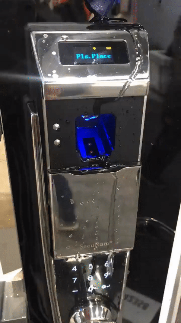 ezgif.com-video-to-gif.gif