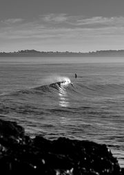 Surfer_lineup