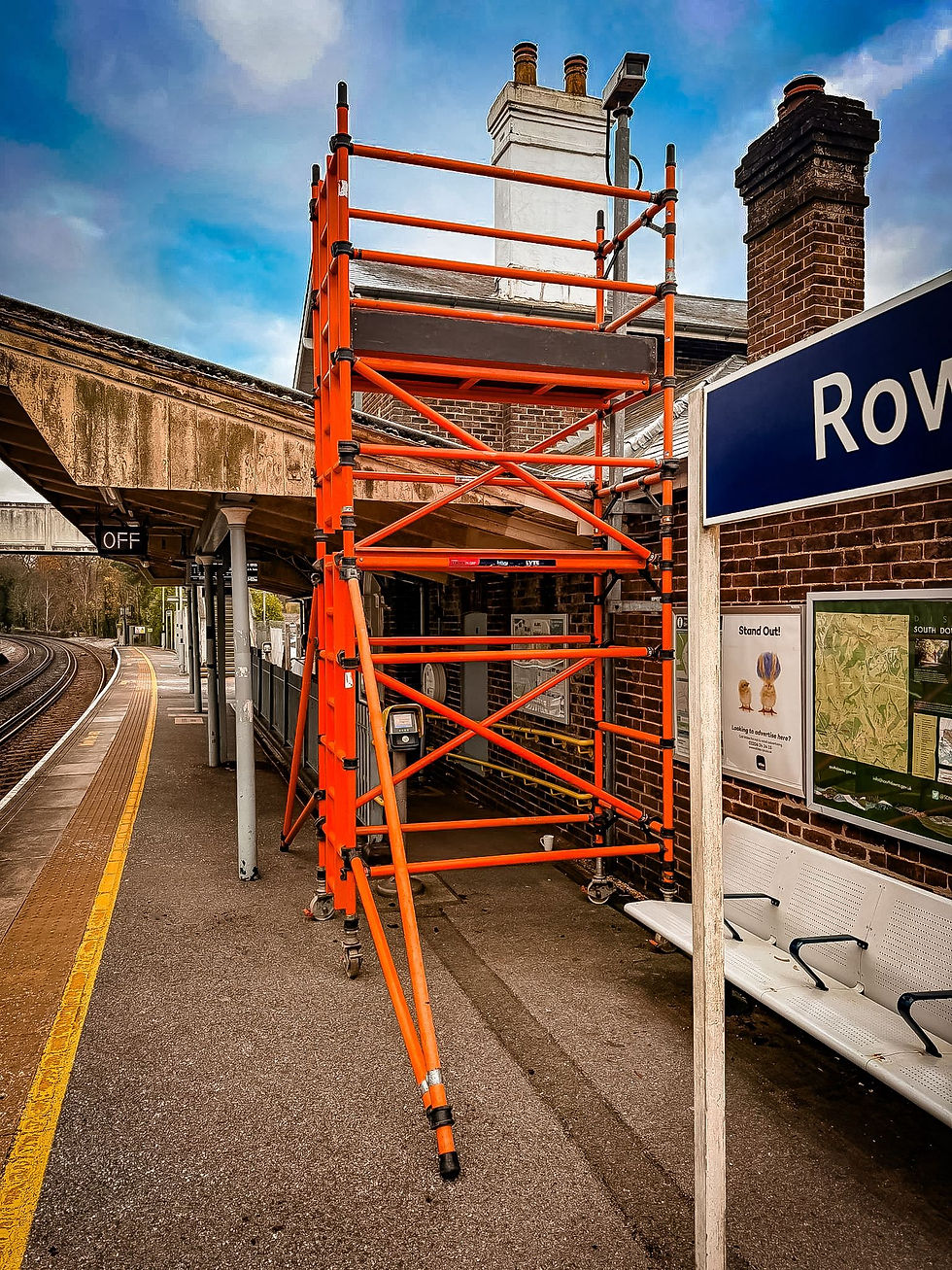 Who Supplies GRP (fibreglass) Scaffold Towers to TfL and Network Rail? Elevate UK Scaffolding 