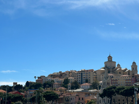 Ciclovia dei Fiori, Porto Maurizio