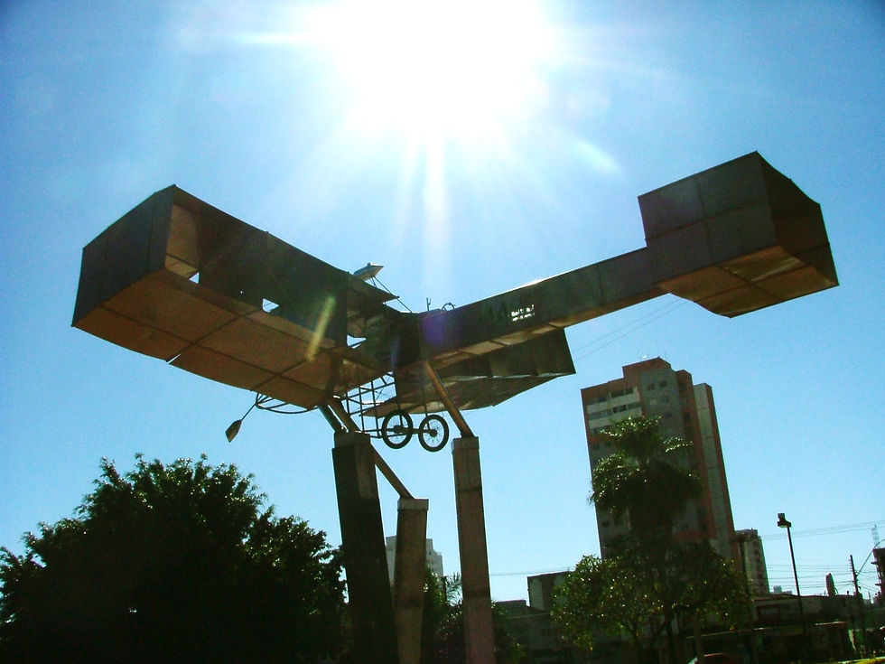 Réplica do avião 14 Bis