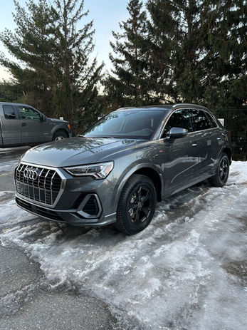 Paint protection film, ceramic coating and car detailing and cleaning services near me in Montreal, Laval, Brossard, Longueuil, Saint-Bruno, Boucherville, and Saint-Lambert.