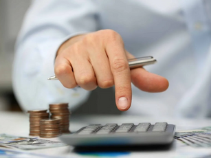 8 Smart Tips for Borrowing Money Wisely in Singapore