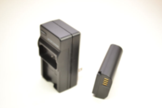 DMWBLJ31 - 7.4v 3050mAh Rechargeable Li-Ion Battery& Charger for Lumix DC-SA/S1R