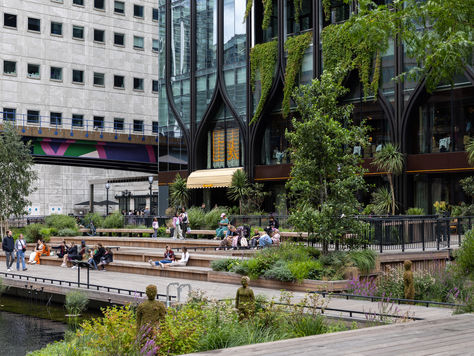 Soak Up Summer in Canary Wharf