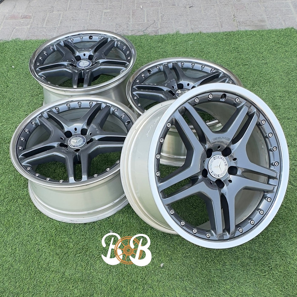 Thumbnail: Four gray alloy wheels, BB text visible, AMG STYLE IV (W211), white rims, wheels B and B.