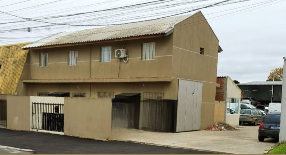 Terreno comercial à venda no Xaxim