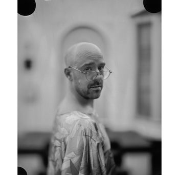 Tom DeTrinis Month-Long Online Run of His New Solo Show Presented by IAMA Theatre Company