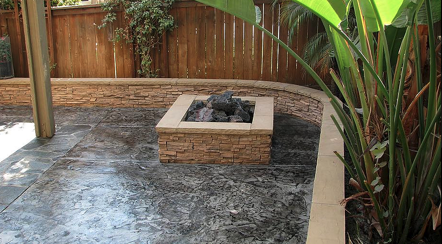 Backyard Fire Pit