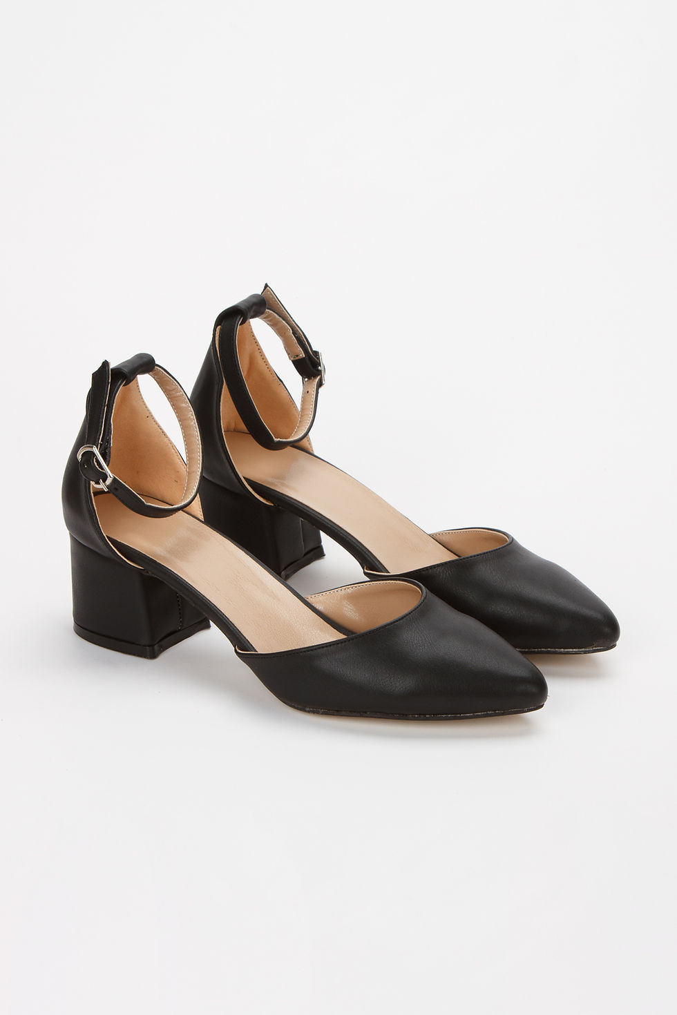 Küçük resim: Lavinia seri sivri burunlu bilekten tokalı kadın topuklu ayakkabı siyah beyaz gümüş bordo renk seçenekli klasik şık kadın aya