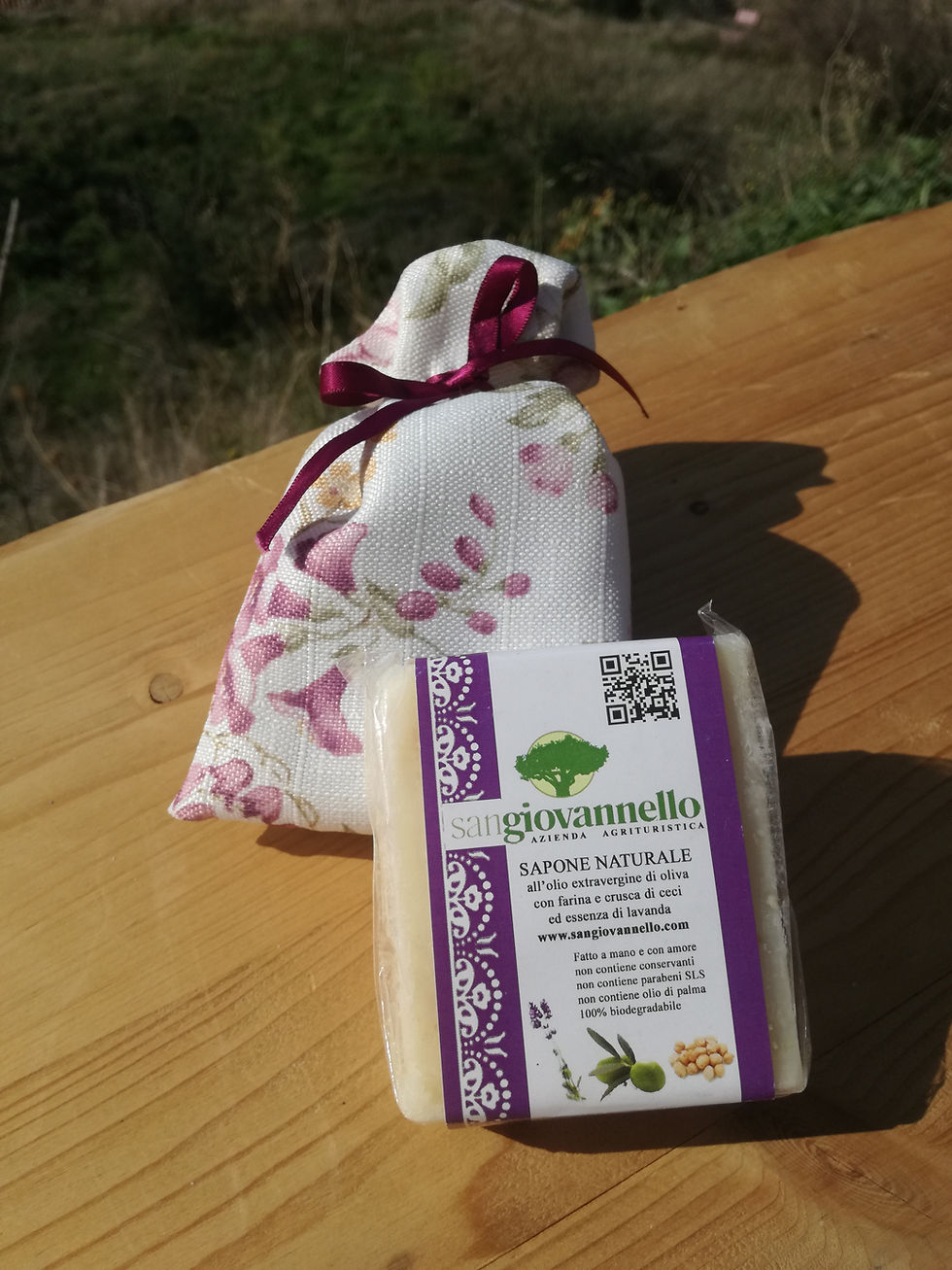 Thumbnail: Sapone Naturale  in confezione regalo