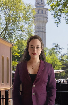 Eylül Neva Aydoğdu_edited.jpg