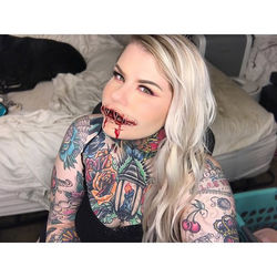 First attempt at the #sewnshutmouth #halloweenlook stay tuned for more looks! _bennyemakeup #liquidl