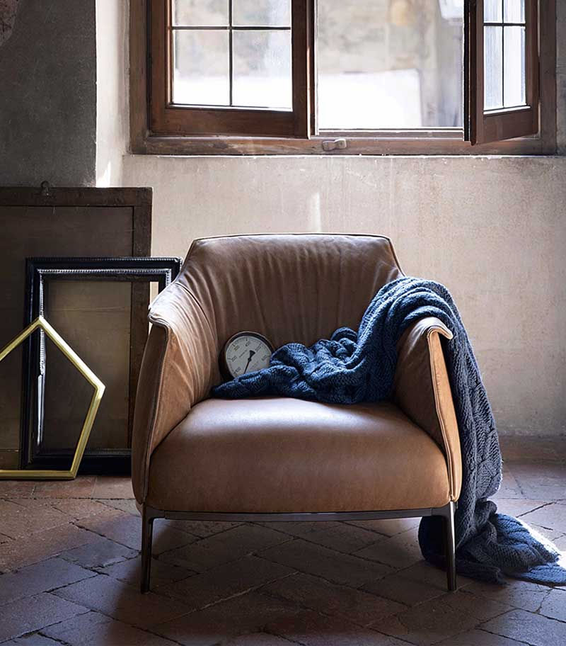bornhold-poltrona-frau-archibald-armchair.jpg