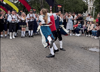 oktober gif (7).gif