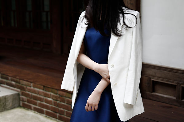 여성맞춤정장 라바르카 겟잇뷰티 장윤주 미카도실크 플레어드레스14.JPG