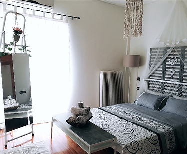 Urban Yoga House Hostel & Retreat Shakti bedroom Ioannina Greece