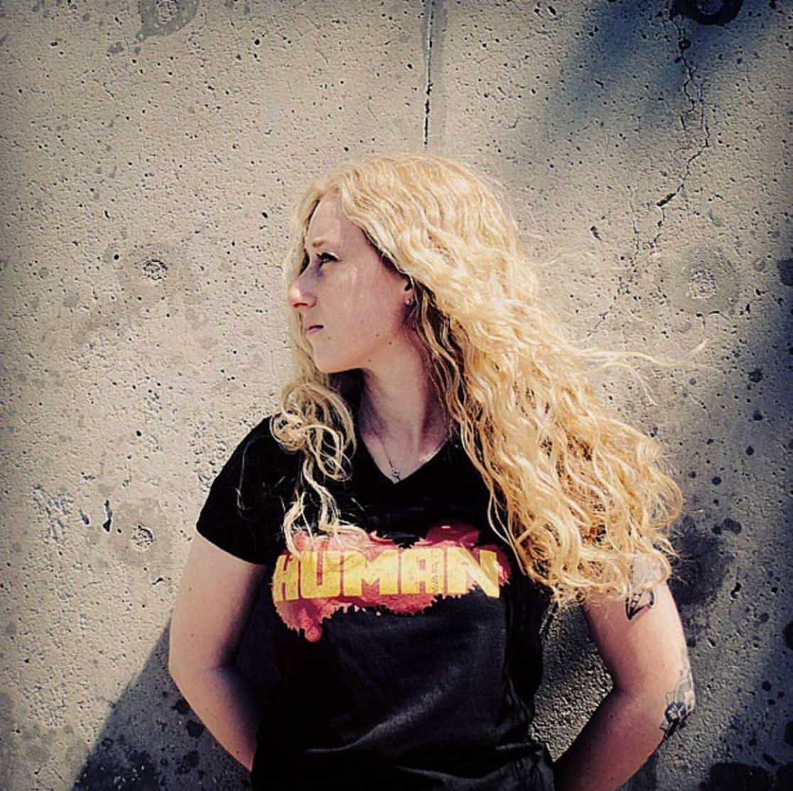 HUMAN T-Shirt (women)