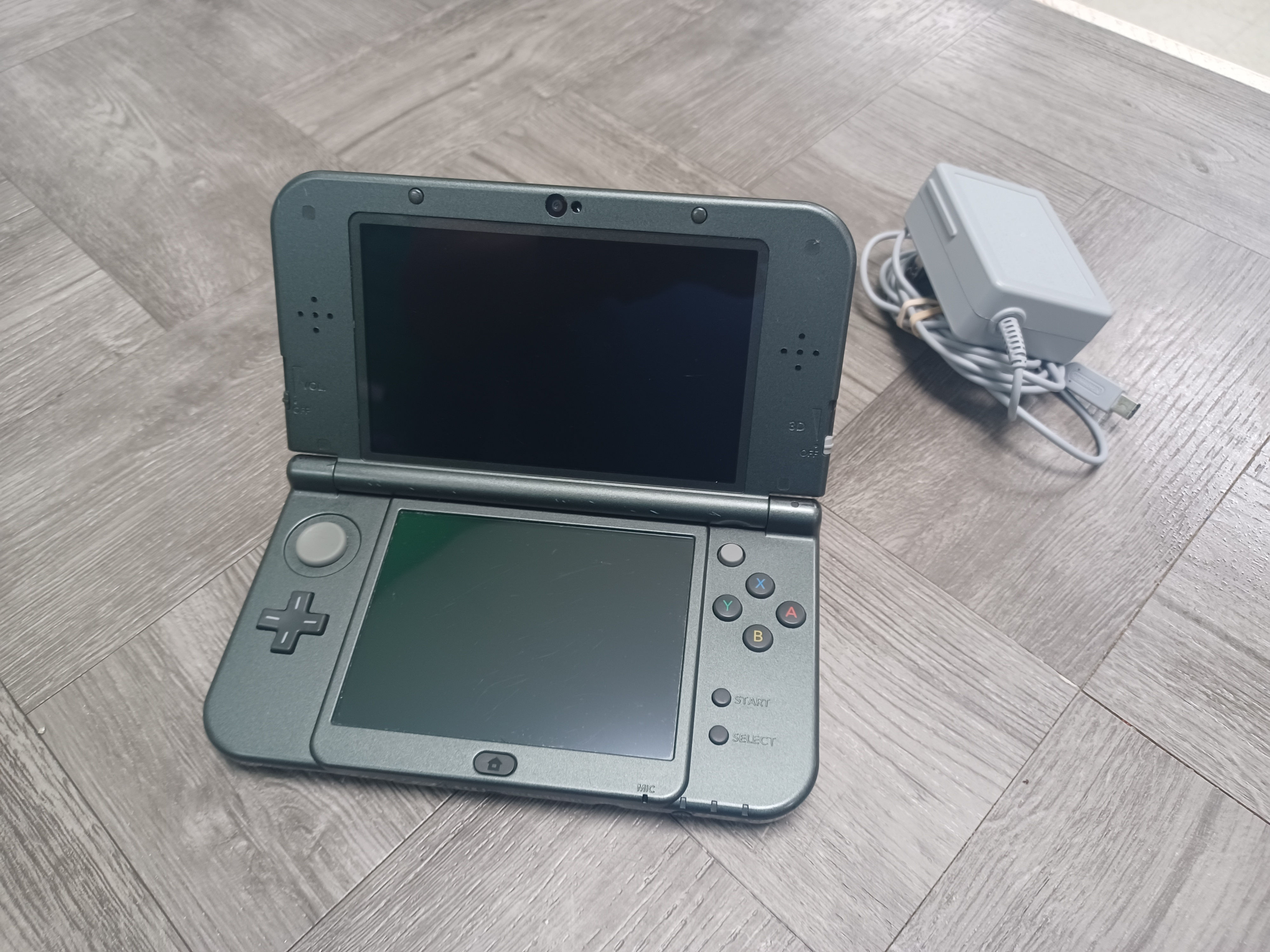 New Nintendo 3DS XL